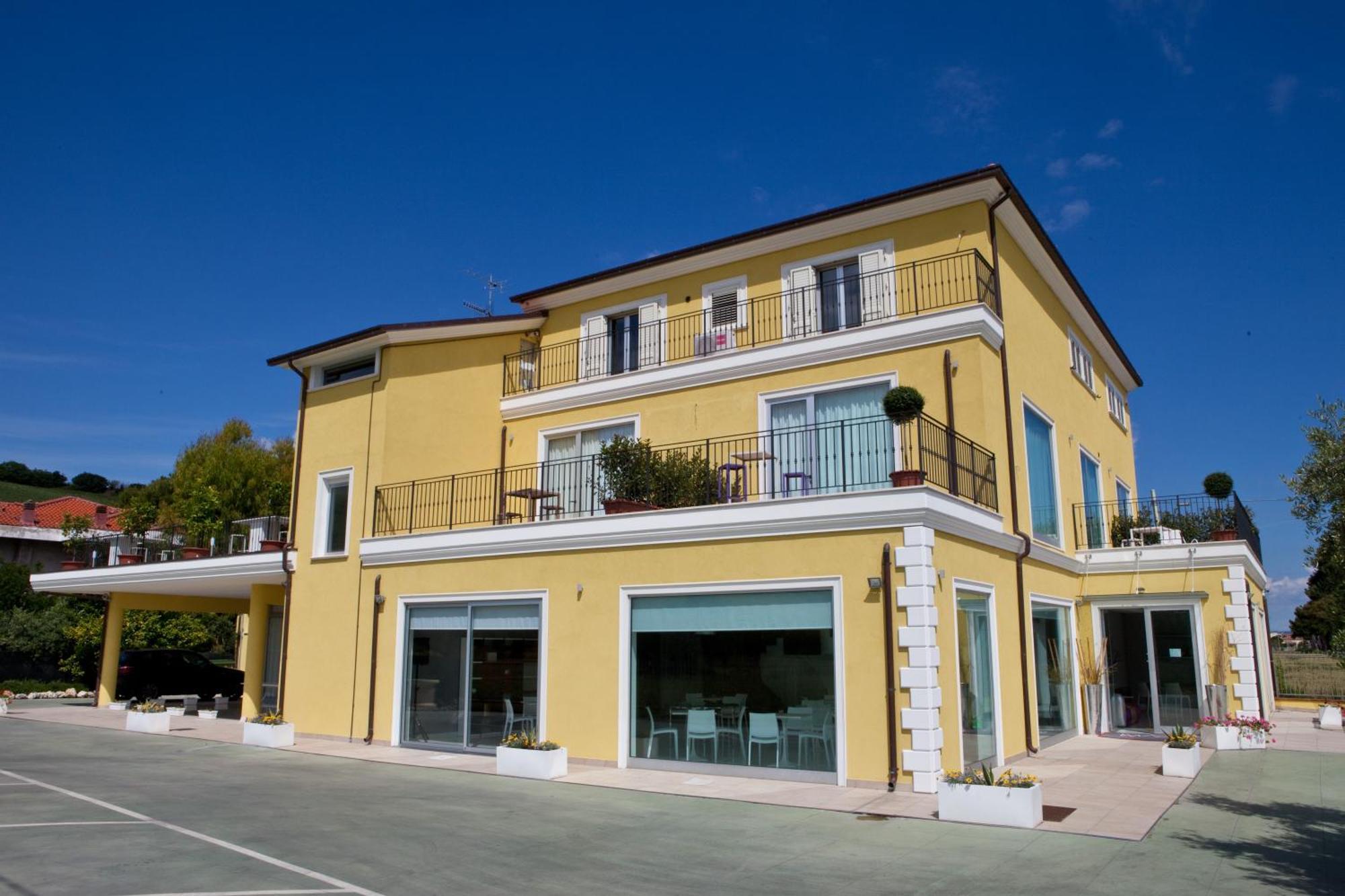 Villa Imago Roseto Degli Abruzzi Eksteriør billede